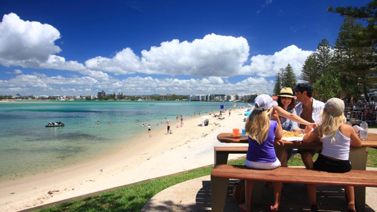 Family, Romance, Fun On Kings Beach Caloundra Exterior foto